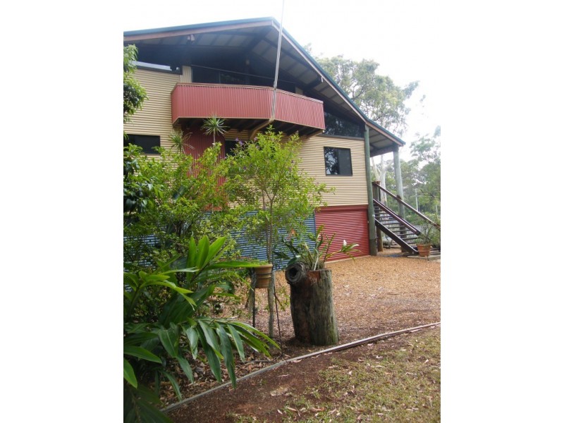 31 Perulpa Street, Coochiemudlo Island QLD 4184