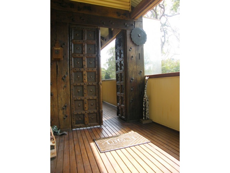 31 Perulpa Street, Coochiemudlo Island QLD 4184