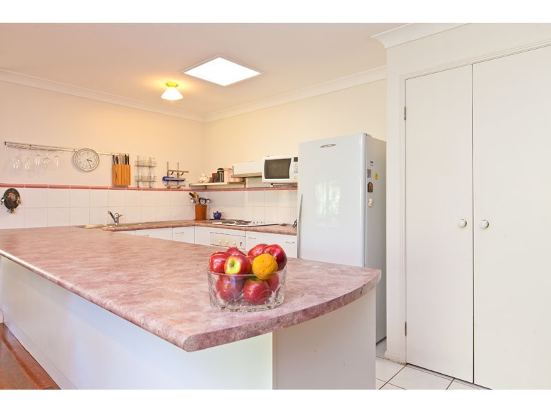 20 Shirley Street, Coochiemudlo Island QLD 4184