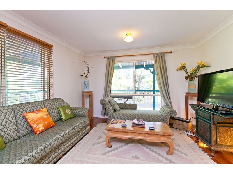 20 Shirley Street, Coochiemudlo Island QLD 4184