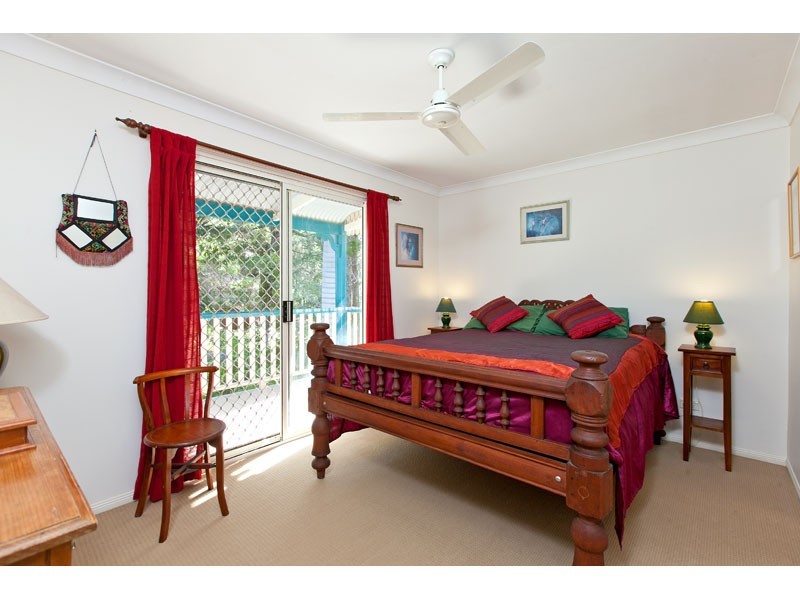 20 Shirley Street, Coochiemudlo Island QLD 4184