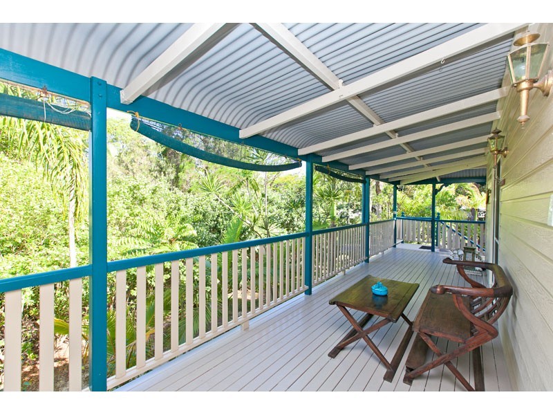 20 Shirley Street, Coochiemudlo Island QLD 4184