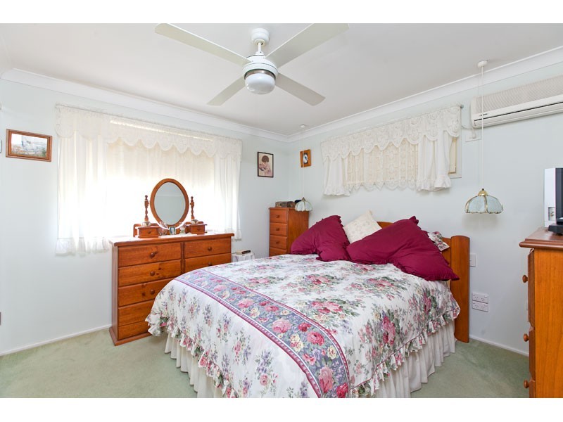 21 Poinciana Avenue, Victoria Point QLD 4165