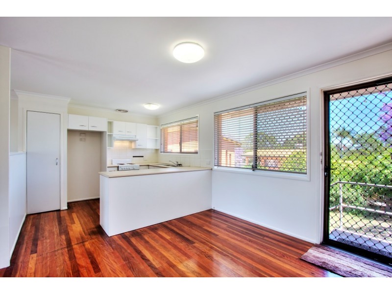 8 Francis Road, Shailer Park QLD 4128