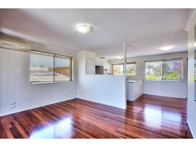 8 Francis Road, Shailer Park QLD 4128