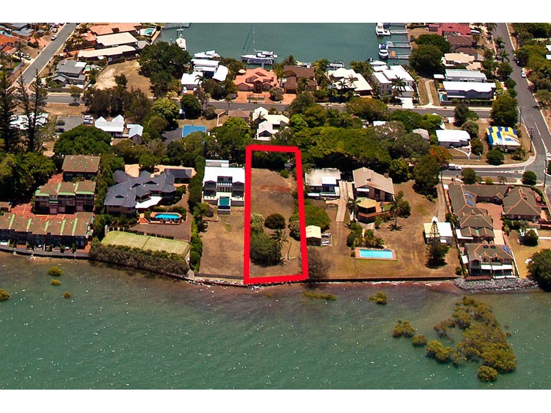 137 Shore Street North, Cleveland QLD 4163
