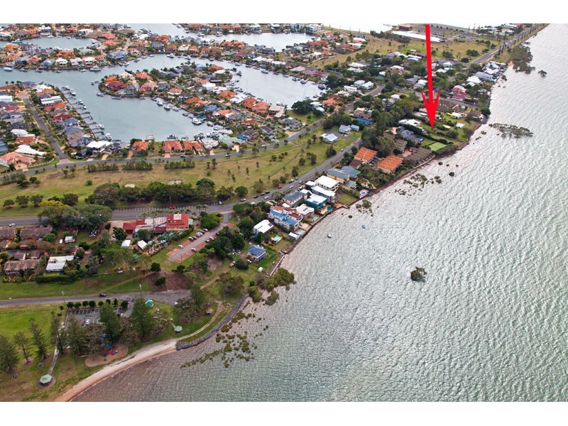 137 Shore Street North, Cleveland QLD 4163