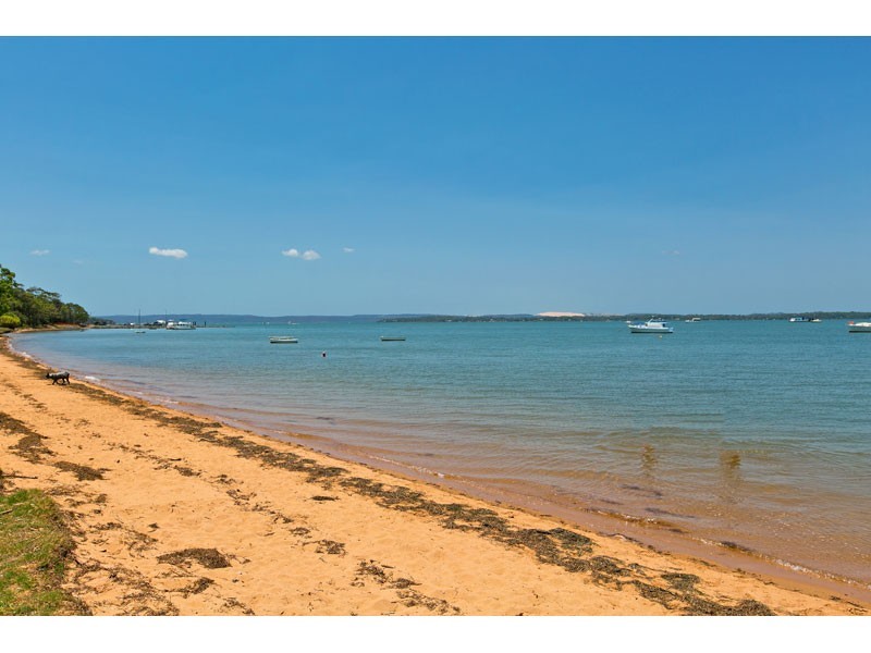 10 Wilson Lane, Victoria Point QLD 4165