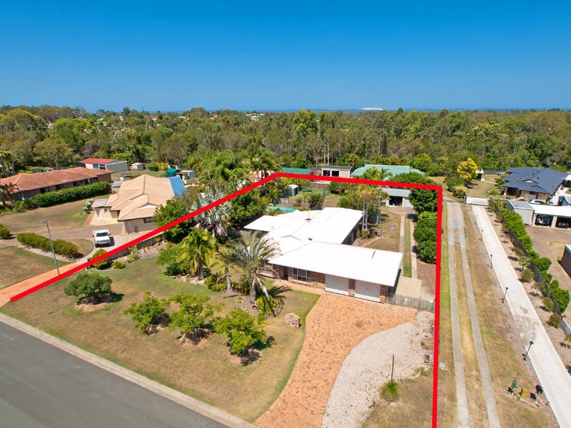 8 Clay Gully Road, Victoria Point QLD 4165