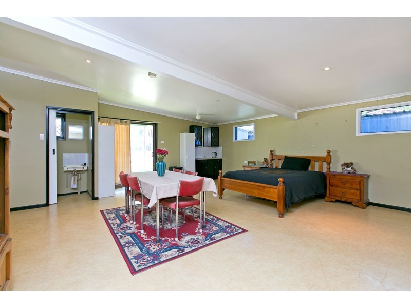 7 Magnolia Parade, Victoria Point QLD 4165