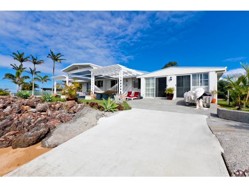 31 Base Street, Victoria Point QLD 4165