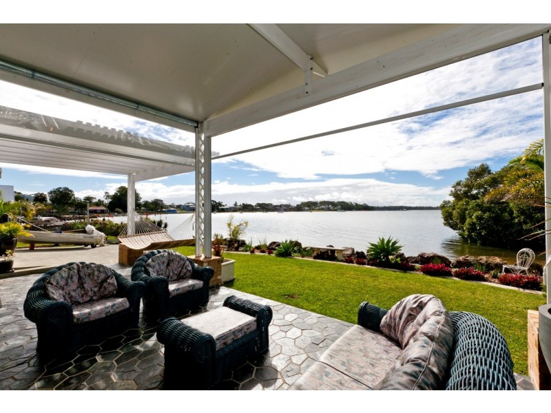 31 Base Street, Victoria Point QLD 4165