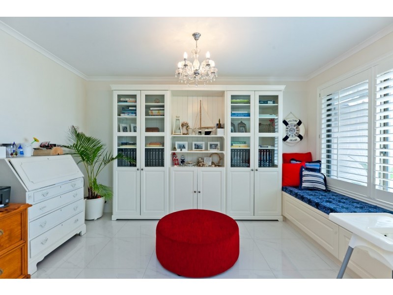 31 Base Street, Victoria Point QLD 4165