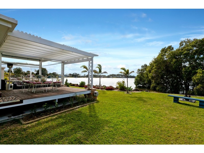 31 Base Street, Victoria Point QLD 4165