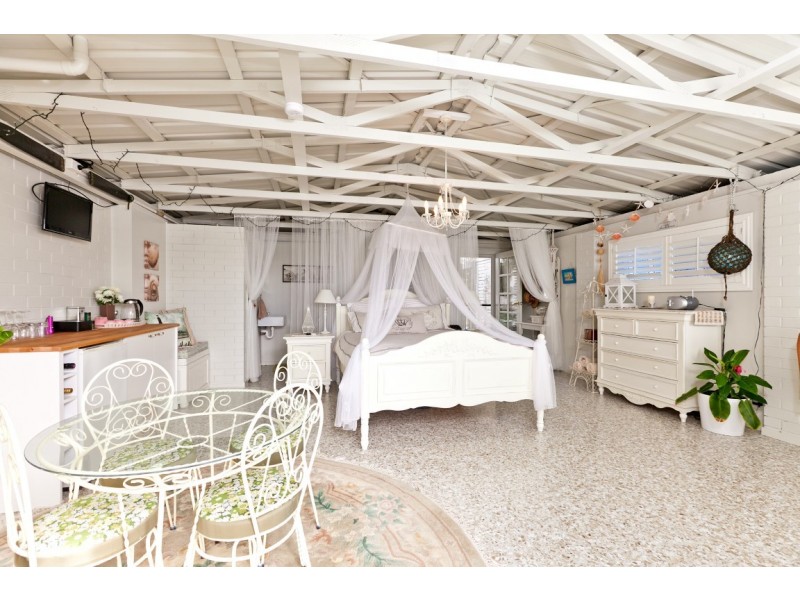 31 Base Street, Victoria Point QLD 4165