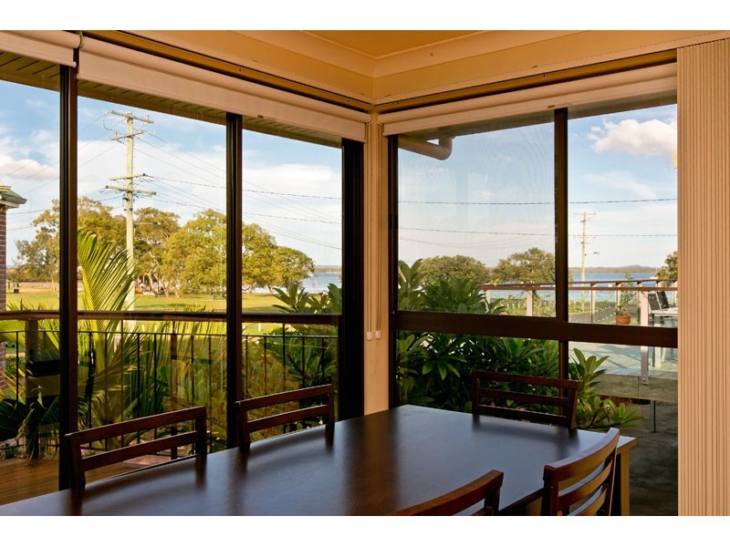 9 Beach Court, Victoria Point QLD 4165