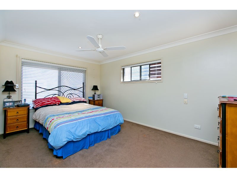9 Beach Court, Victoria Point QLD 4165
