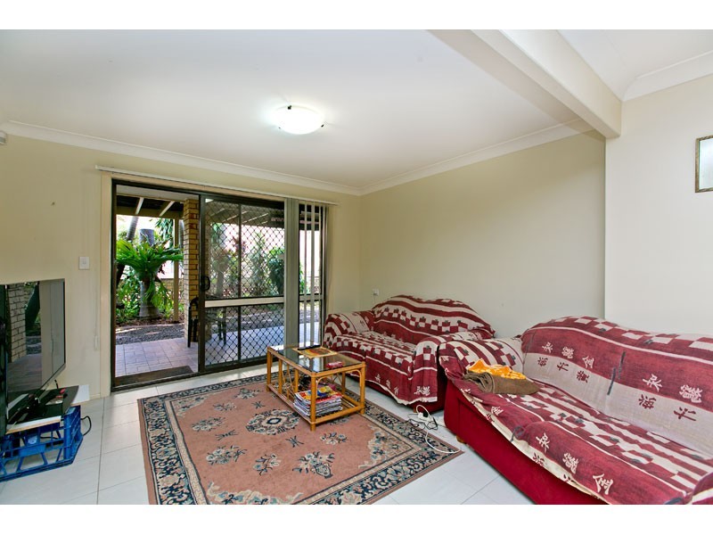 9 Beach Court, Victoria Point QLD 4165