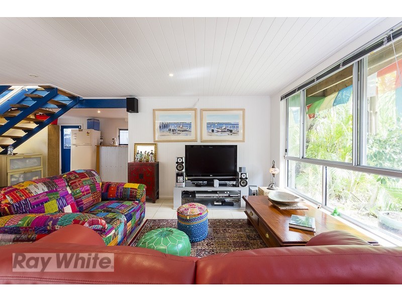 5 Mareela Street, Coochiemudlo Island QLD 4184