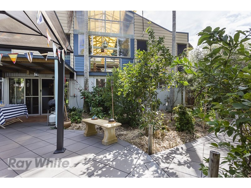 5 Mareela Street, Coochiemudlo Island QLD 4184