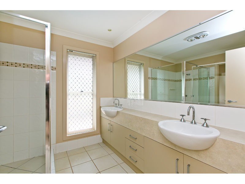 4 Karragarra Place, Thornlands QLD 4164