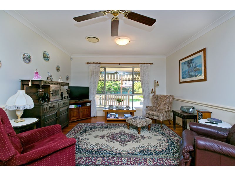 2 Beachside Court, Victoria Point QLD 4165