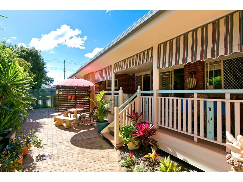 2 Beachside Court, Victoria Point QLD 4165