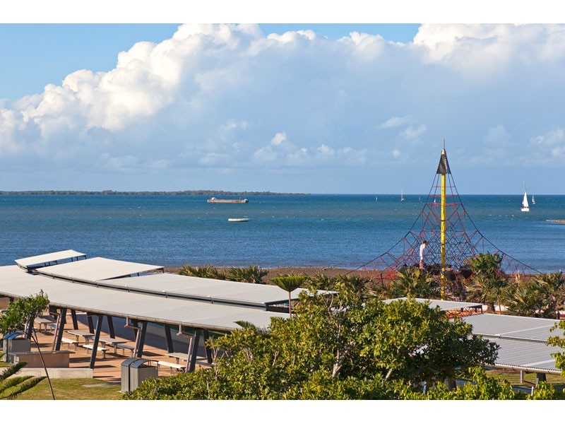 90 Haylock Street, Wynnum QLD 4178