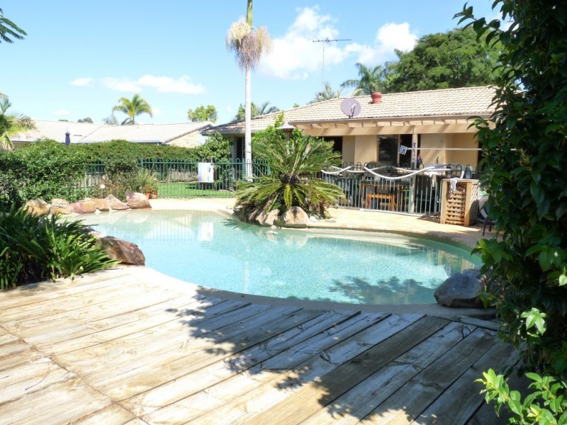 6 Jordana Court, Victoria Point QLD 4165