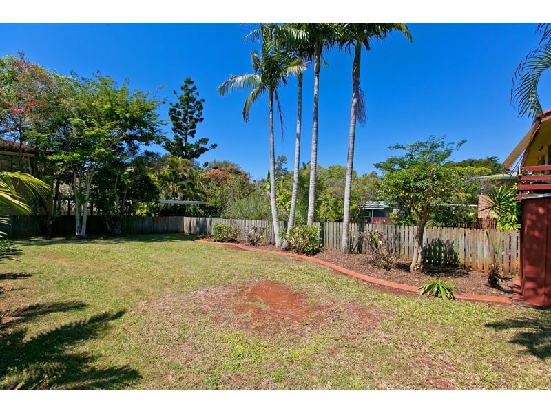 11 Albert Street, Victoria Point QLD 4165