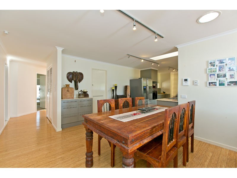 25 Lancewood  Street, Victoria Point QLD 4165