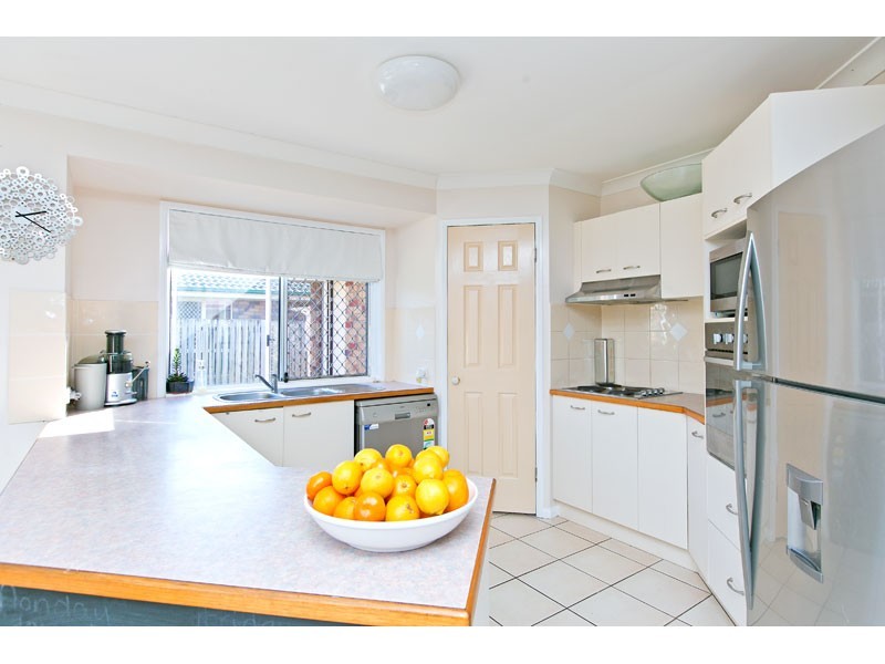 30 Kintyre Street, Victoria Point QLD 4165