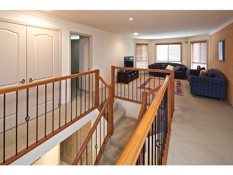 17 Roger Court, Redland Bay QLD 4165