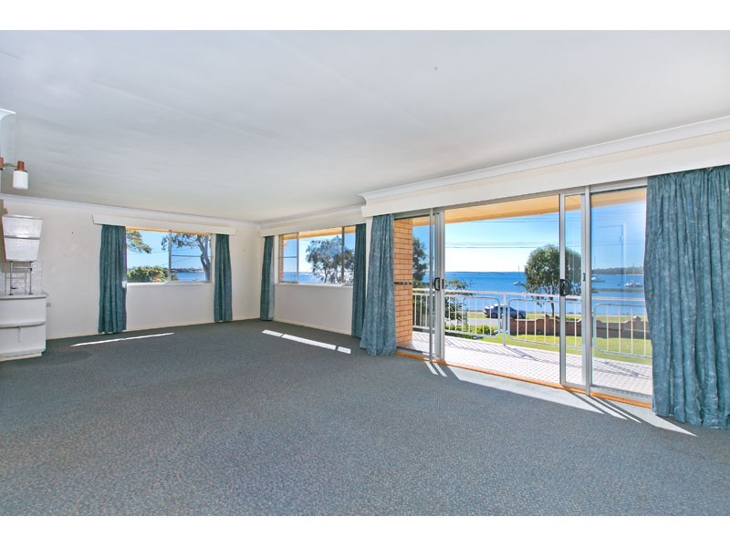 7 Wilson Esplanade, Victoria Point QLD 4165
