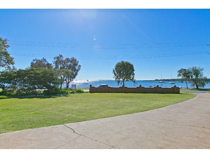 7 Wilson Esplanade, Victoria Point QLD 4165