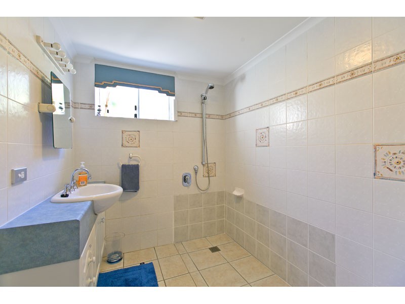 2/39 Colburn Avenue, Victoria Point QLD 4165