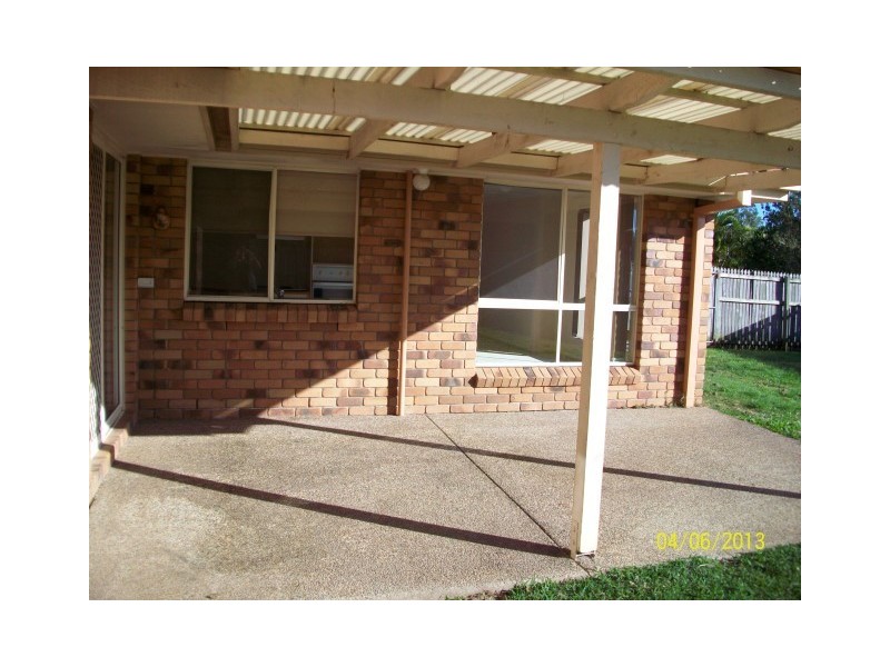 4 Fairway Drive, Redland Bay QLD 4165