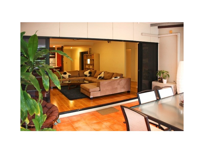 5/8 Cambridge Street, Bulimba QLD 4171