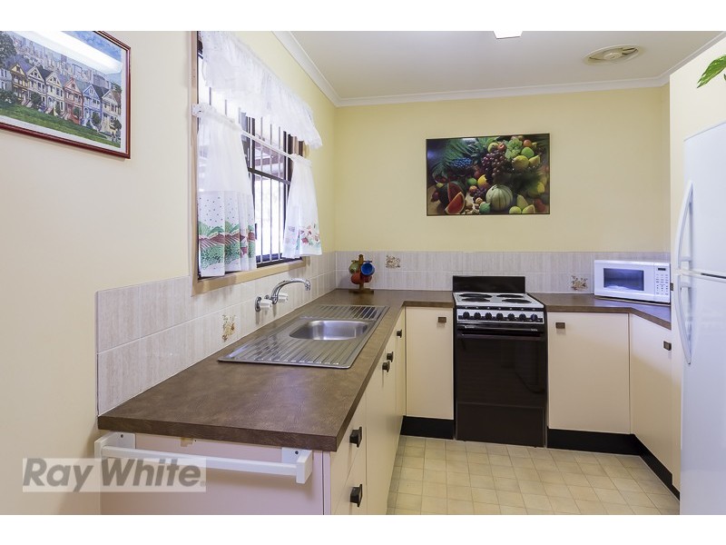 27 Perulpa Street, Coochiemudlo Island QLD 4184