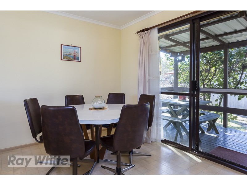 27 Perulpa Street, Coochiemudlo Island QLD 4184