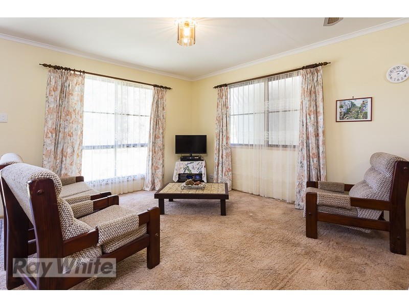 27 Perulpa Street, Coochiemudlo Island QLD 4184