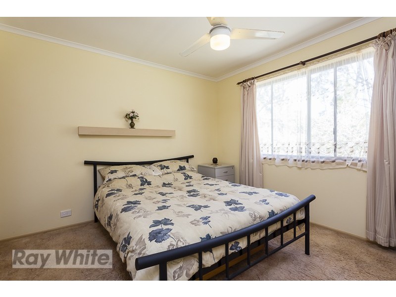 27 Perulpa Street, Coochiemudlo Island QLD 4184