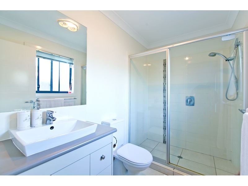 1/1 Shearwater Street, Cleveland QLD 4163