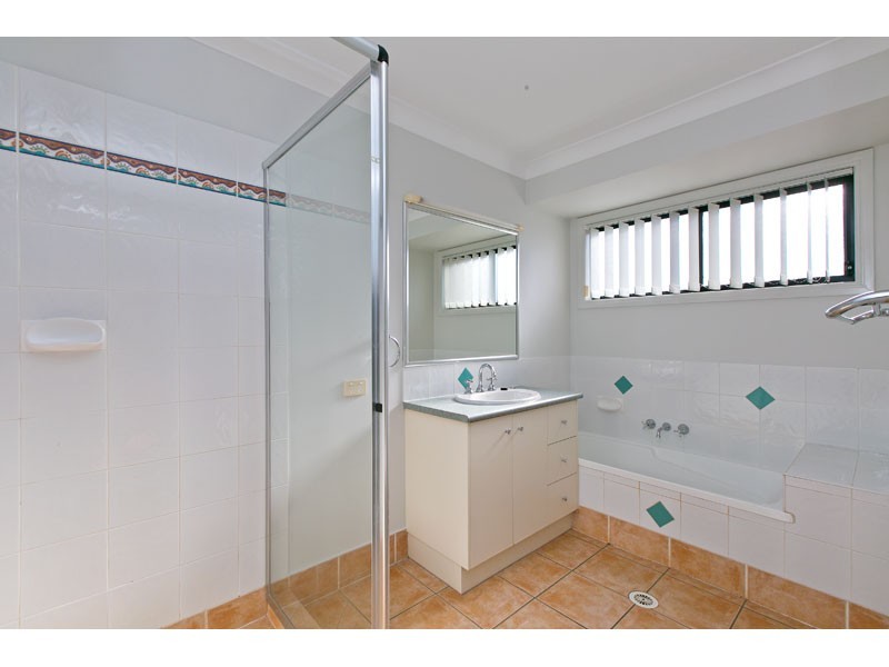 14 Seaholly Crescent, Victoria Point QLD 4165