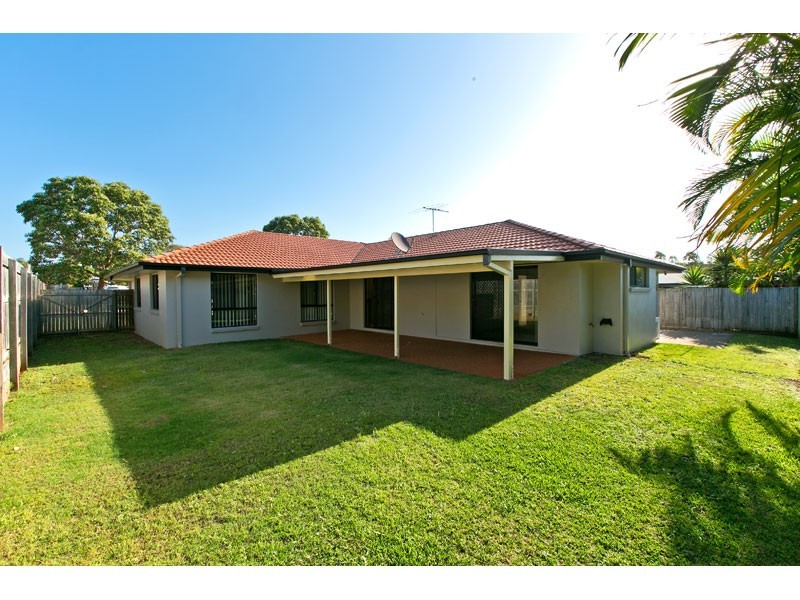 14 Seaholly Crescent, Victoria Point QLD 4165