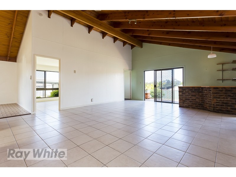 68 Bunker Road, Victoria Point QLD 4165