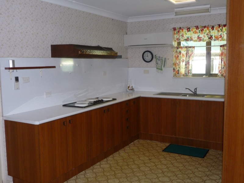 20 Base Street, Victoria Point QLD 4165