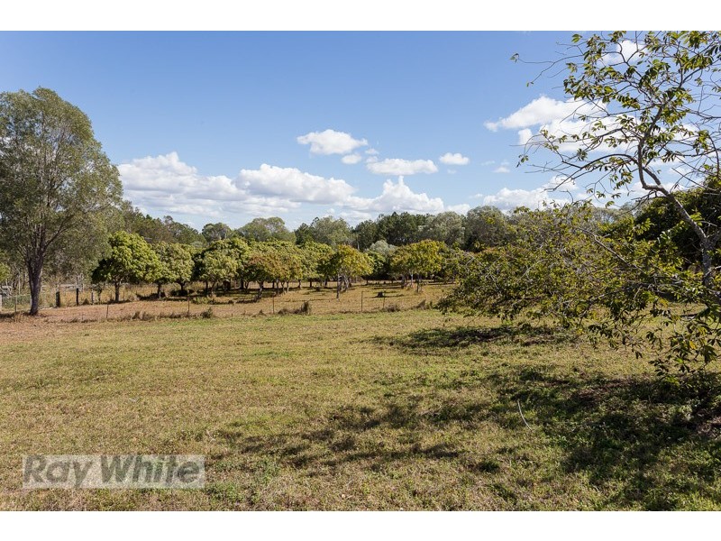 860 Beenleigh/Redland Bay Road, Carbrook QLD 4130