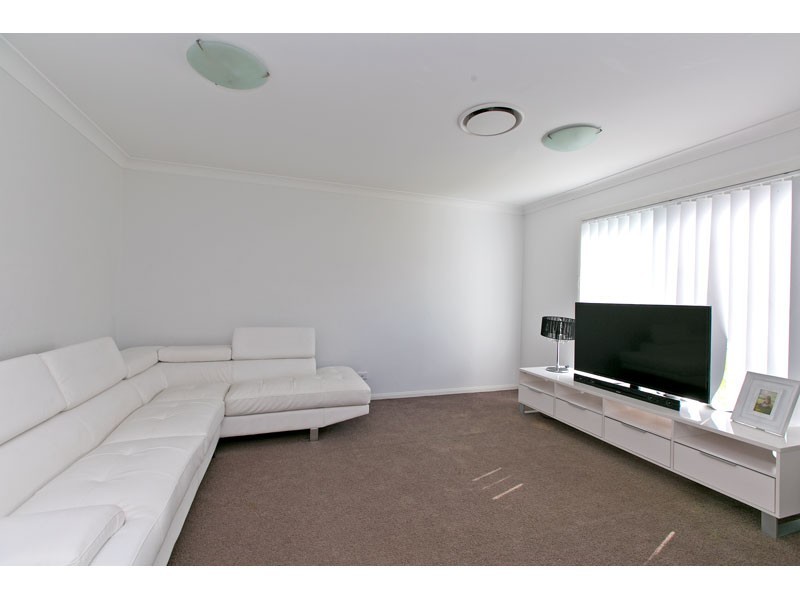 182 Waterloo Street, Cleveland QLD 4163