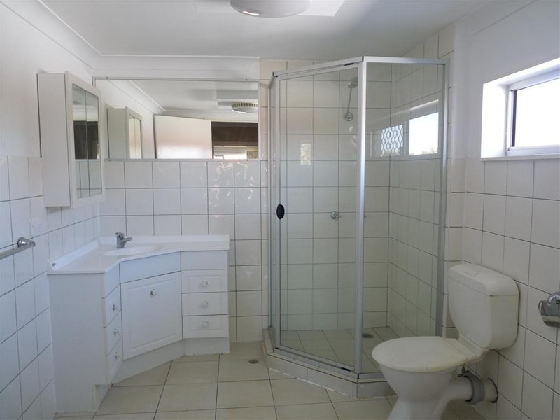 1/127 Colburn Avenue, Victoria Point QLD 4165